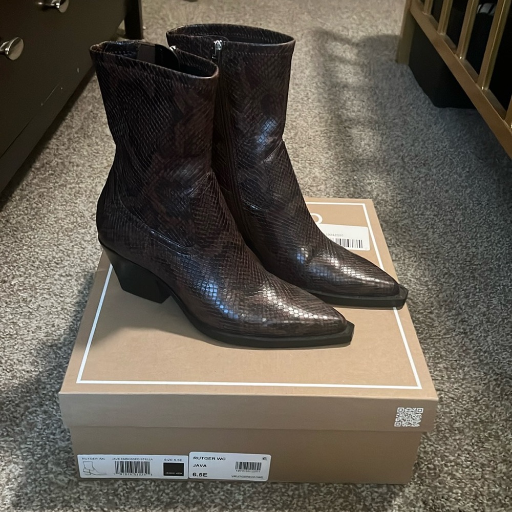 Dolce Vita *Rutger* Boots - WIDE CALF